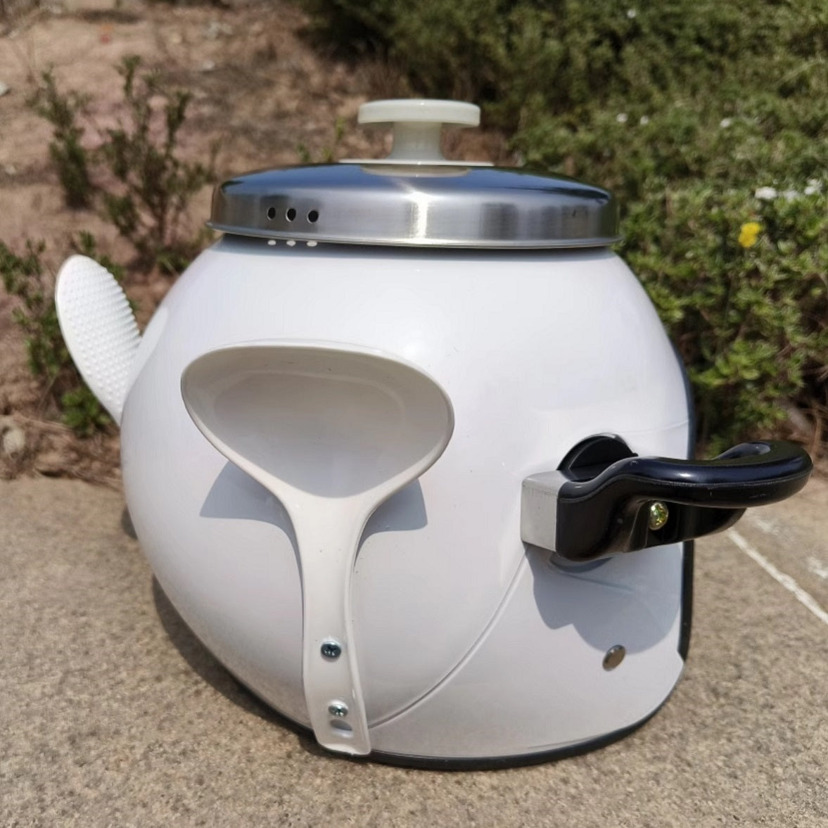 Electric Cooker Shape Cosplay Helmet